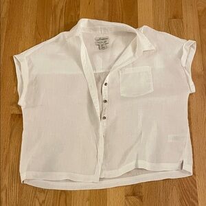 NWOT immaculate white 100% linen button down.